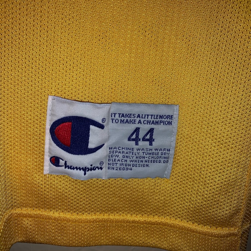 VINTAGE KOBE BRYANT CHAMPION JERSEY - Picture 6 of 6